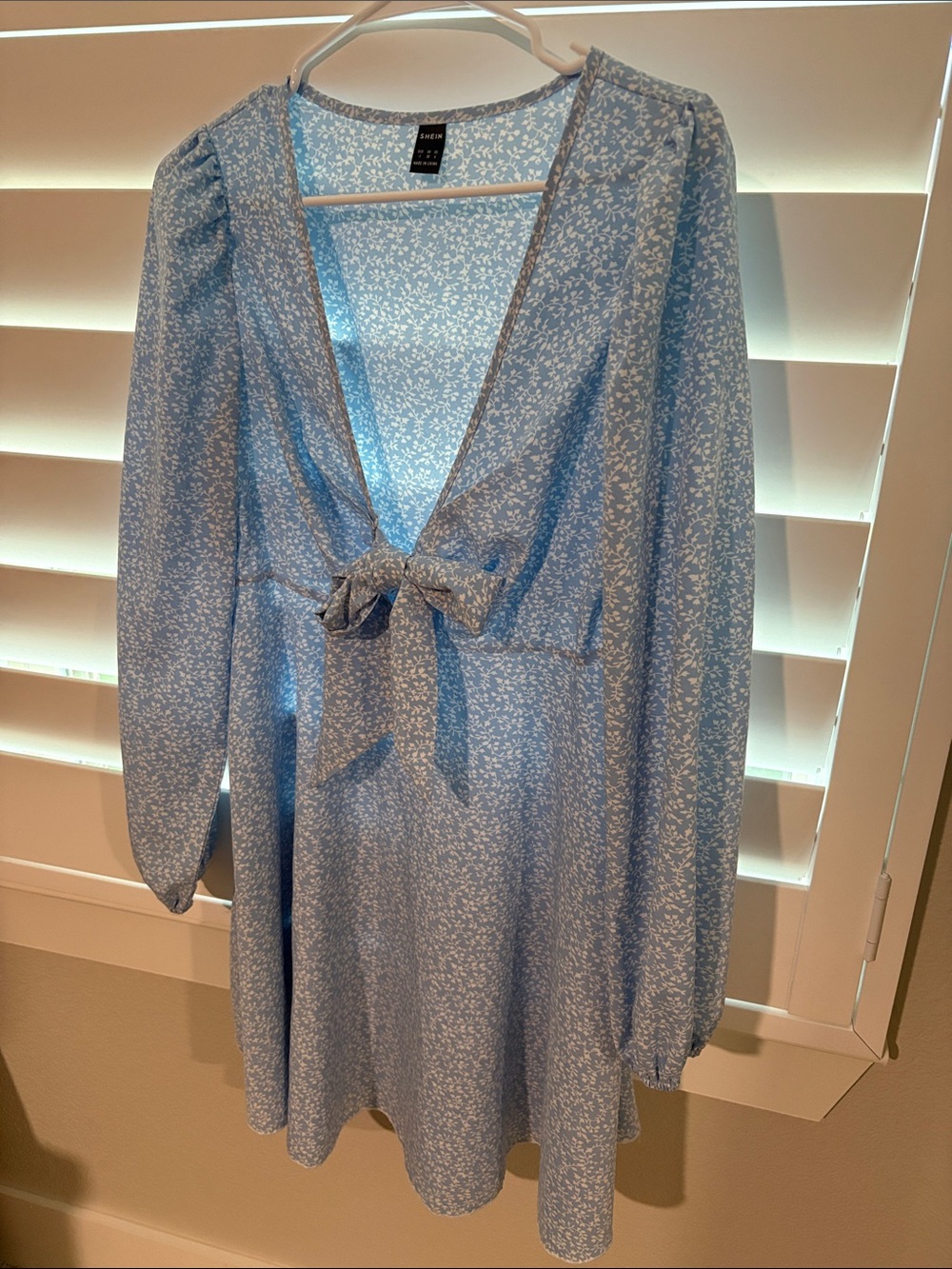 SHEIN Light Blue Floral Long Sleeve Tie-Front Dress